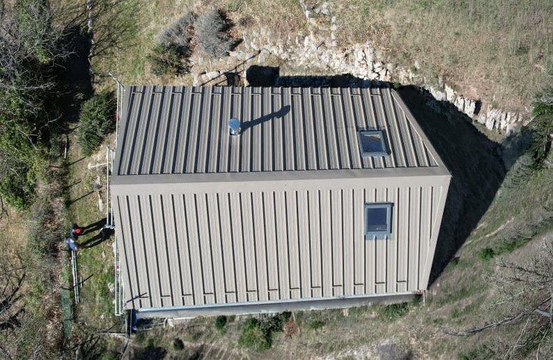 Toiture bac acier velux