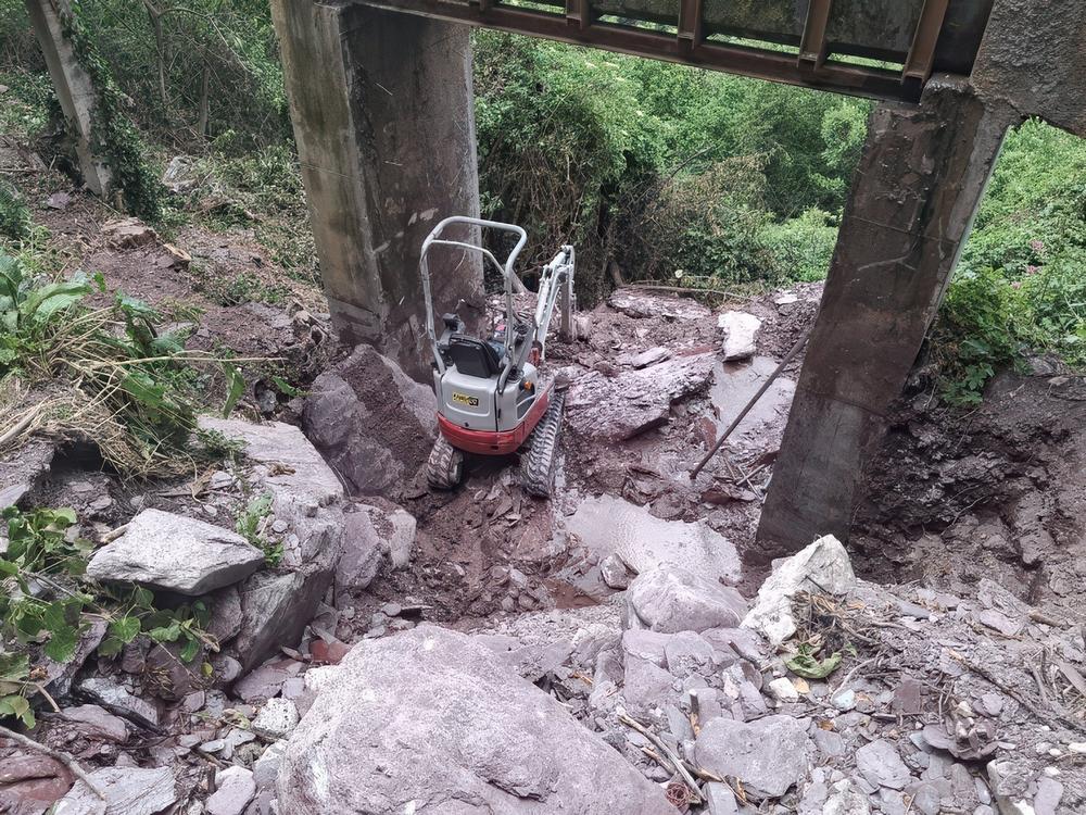 Chenalisation d'un cours d'eau en montagne